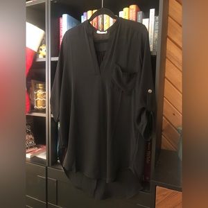 All in Favor Black Tunic Top, Size M